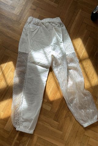 Traje de baile plateado y blanco