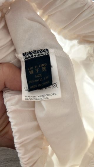 Traje de baile plateado y blanco