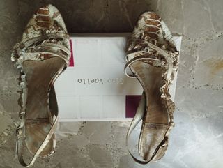 Zapatos de tacón piel serpiente talla 41