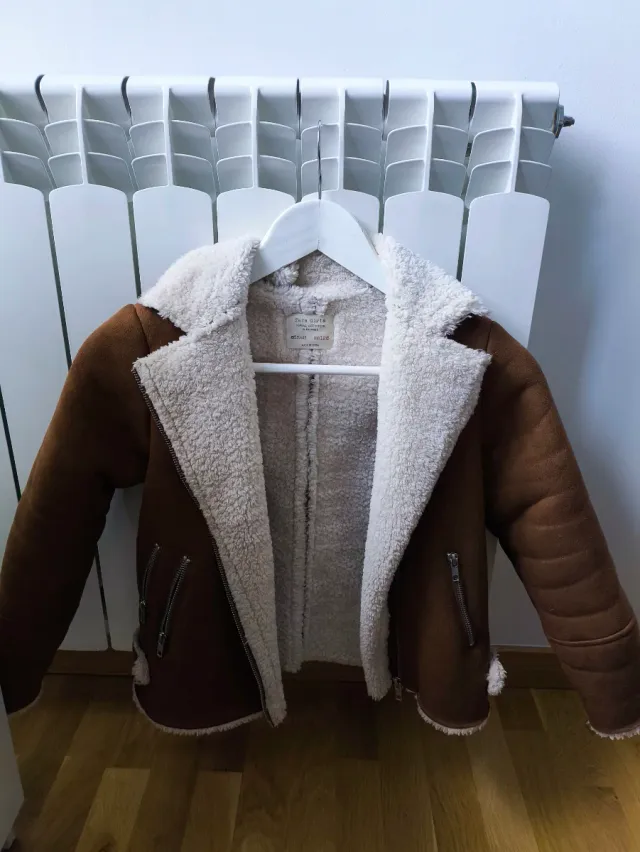 Cazadora Zara borreguito marrón 8 años