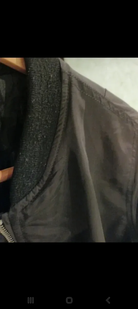 Chaqueta bomber negra