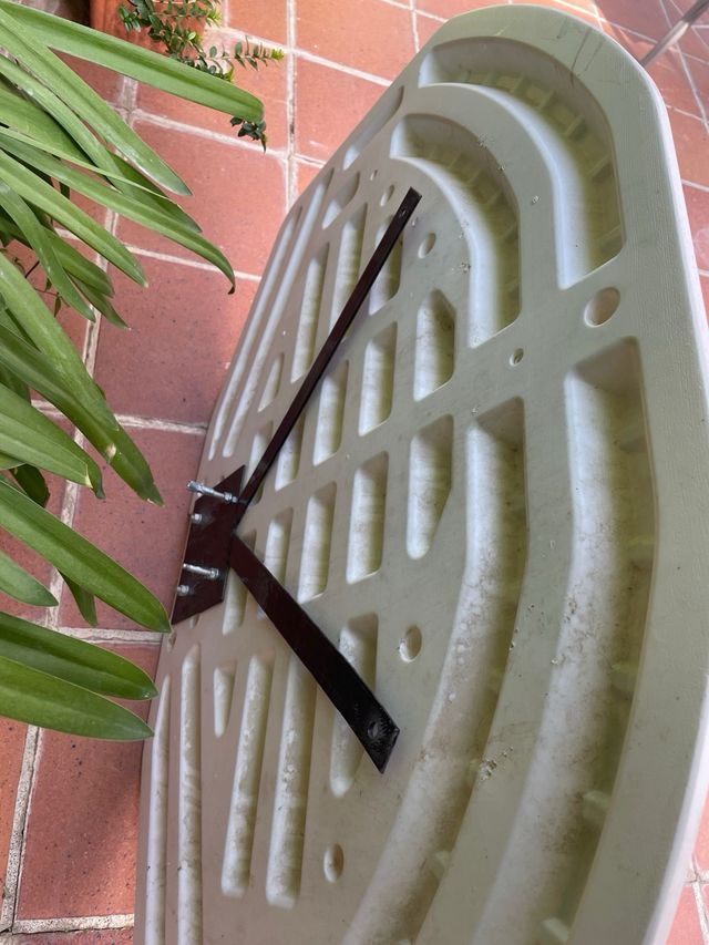 Canasta de baloncesto blanca