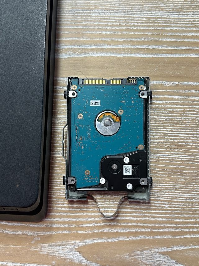 PS4 Slim para peças