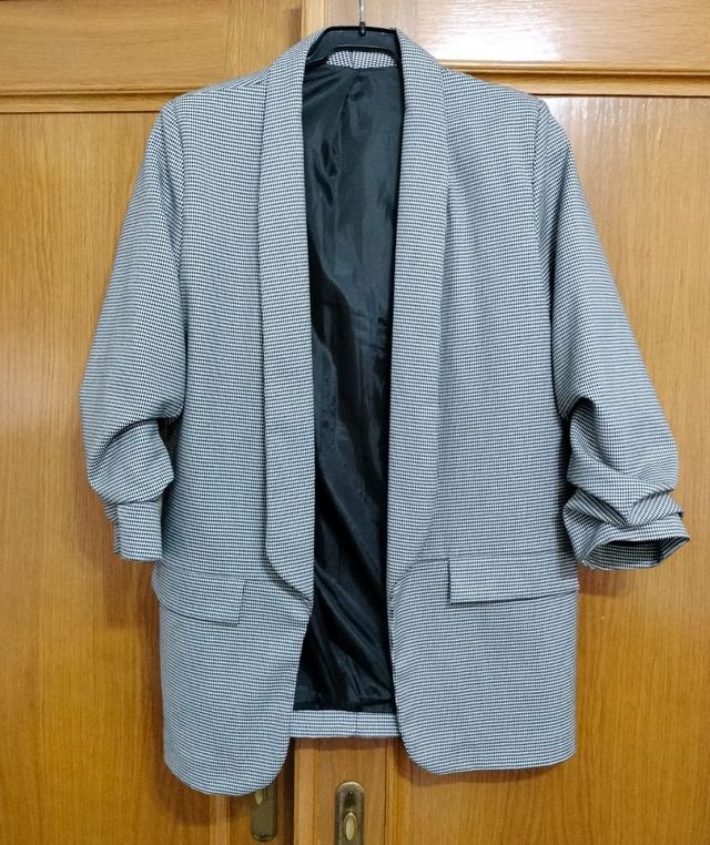 Americana cuadros mangas fruncidas