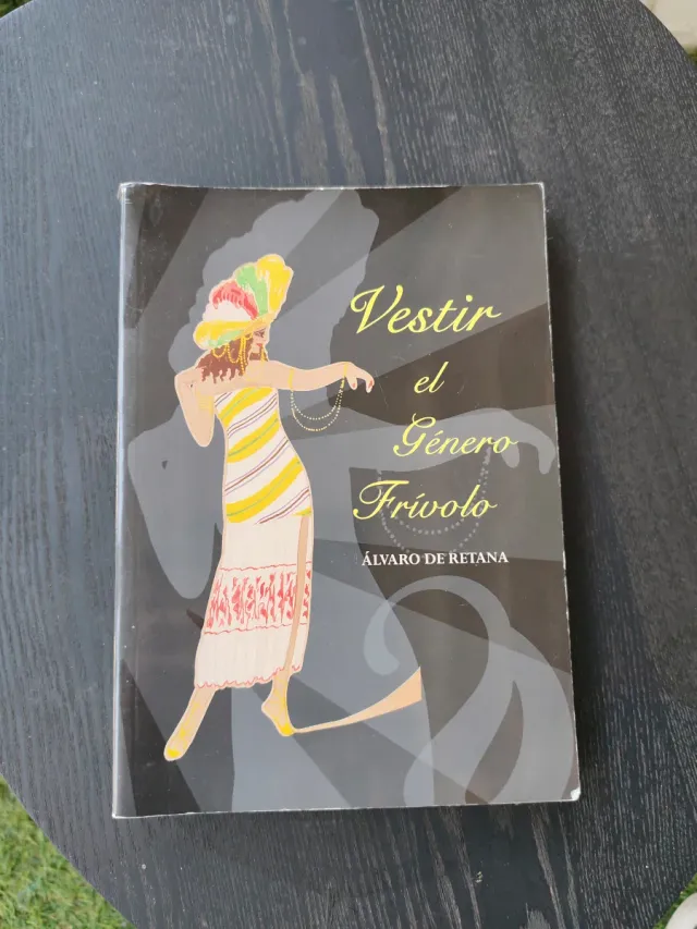 Vestir el género frívolo