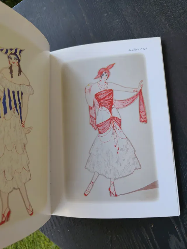 Vestir el género frívolo