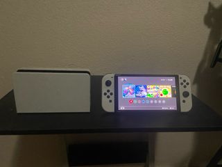 Nintendo Switch OLED Blanca y Negra