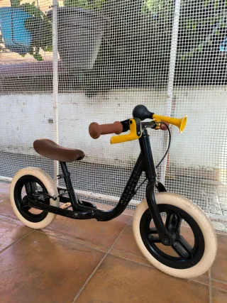 Bici niño sin pedales negra