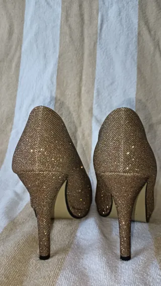 Zapatos de fiesta dorados talla 38