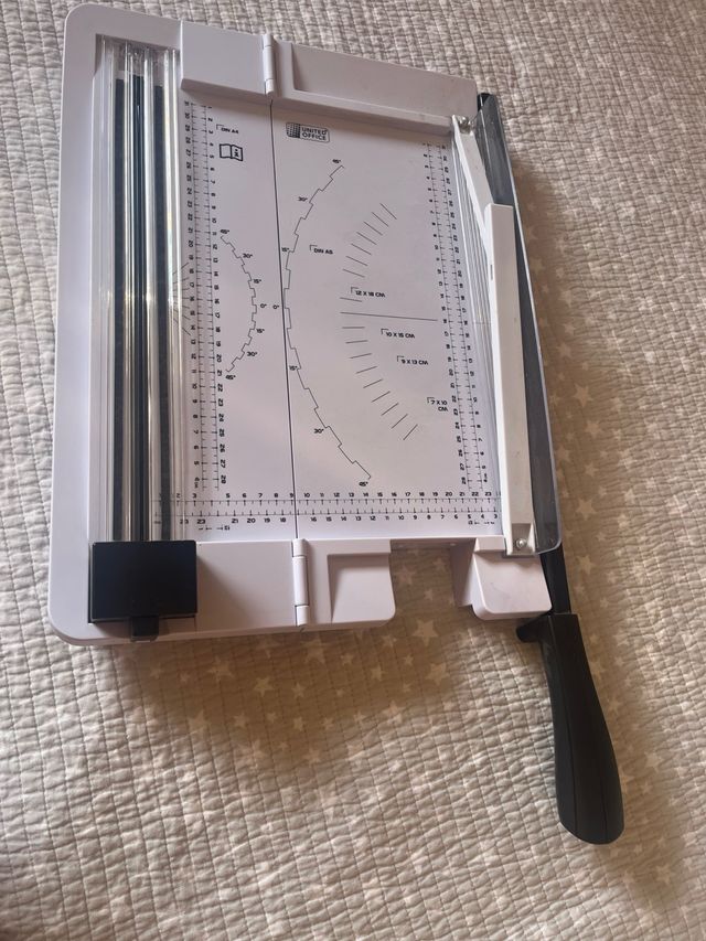 Guillotina corta papel United Office