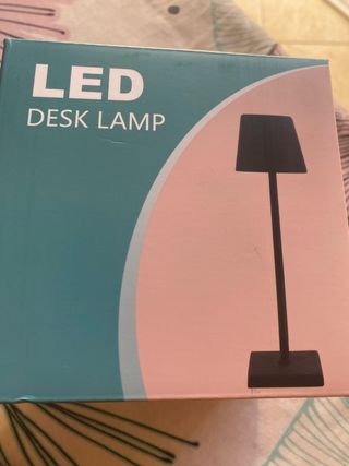 Lampada LED da scrivania nera