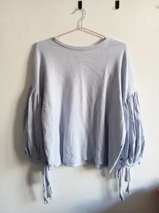 Camiseta mangas anchas tipo renacentista