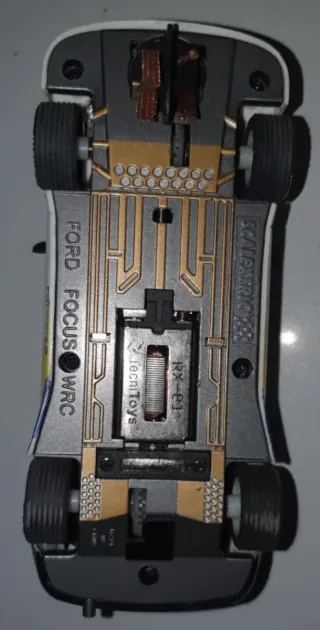 Scalextric Ford Focus Castrol