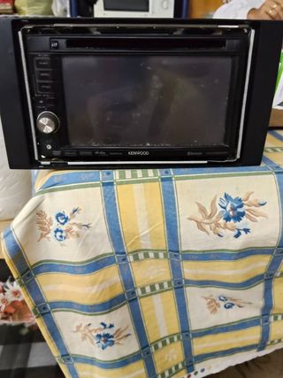 Radio Kenwood Táctil GPS Bluetooth