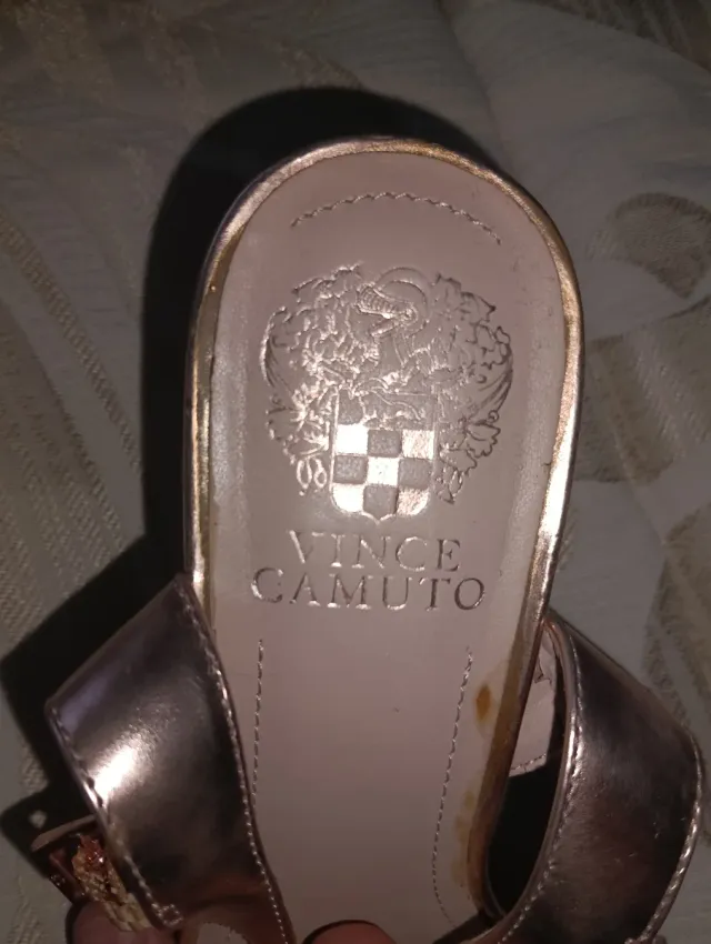 Sandalias Vince Camuto Mujer Talla 39 Doradas