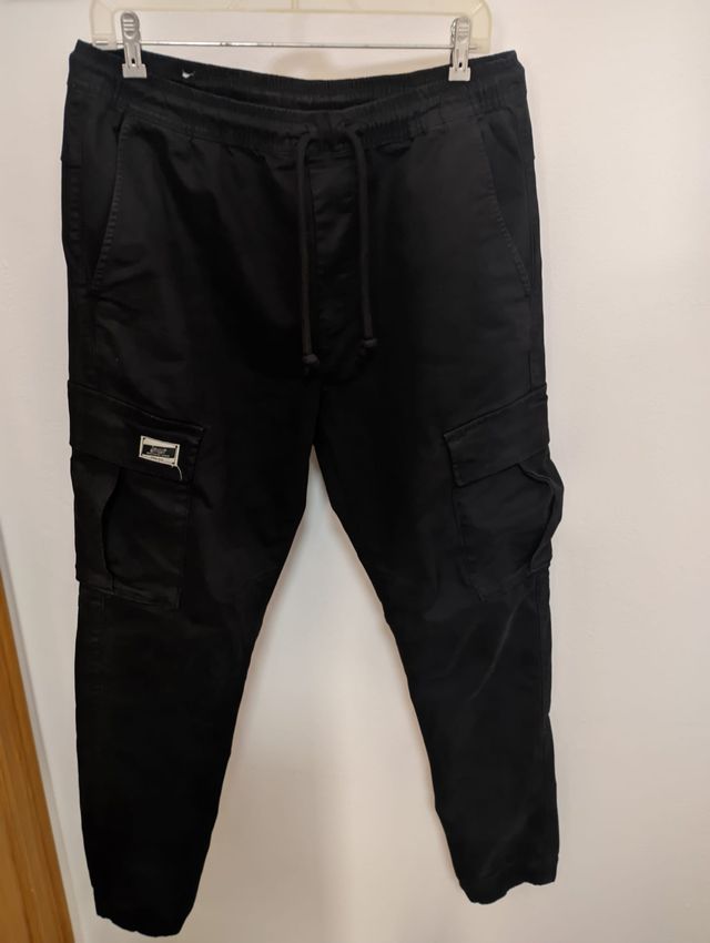 Pantalón Cargo Negro Zara Talla M
