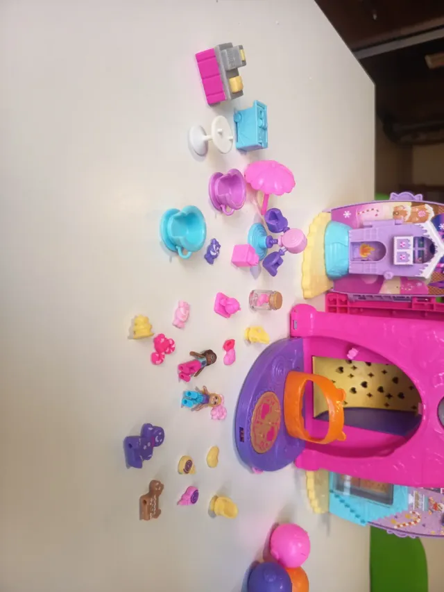 Polly Pocket Máquina de Bolas Rosa y Morado
