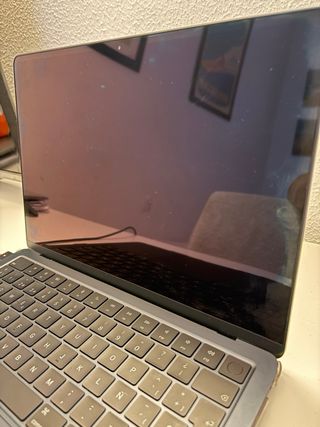 MacBook Air M2 2022 16GB (Pantalla Rota)