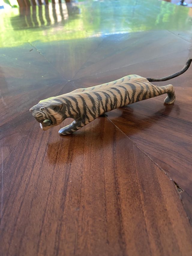 Figura Tigre Hueso Tallado Mano