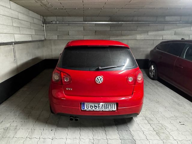Volkswagen Golf 2005