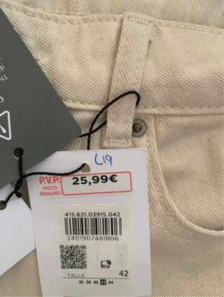 Pantalón recto tipo vaquero, nuevo etiqueta