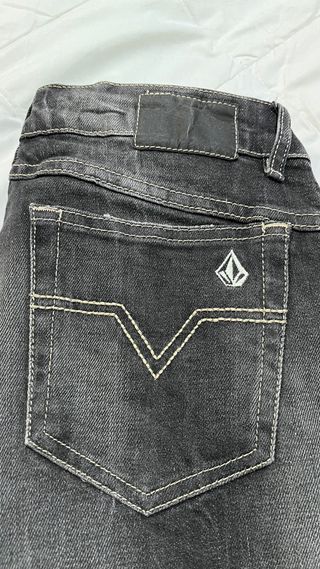 Pantalón tejano Volcom gris Talla 36