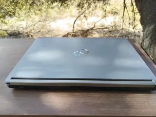 Portátil Fujitsu i5 SSD 8GBRAM