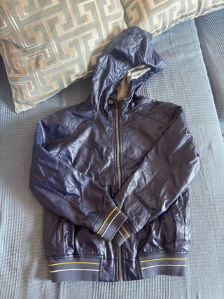 Cazadora azul 7/8 años