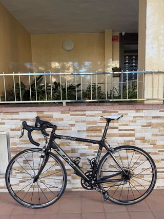 BICICLETA CARRETERA BH CLASSIC  FULL CARBONO