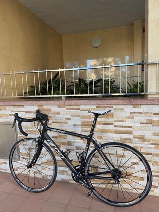 BICICLETA CARRETERA BH CLASSIC  FULL CARBONO