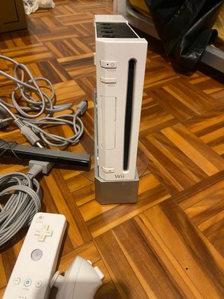 Nintendo Wii Console Completa leggere descrizione