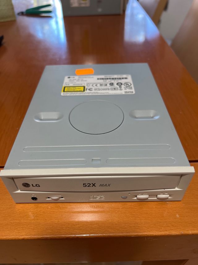 LG Lector CD IDE 52X MAX