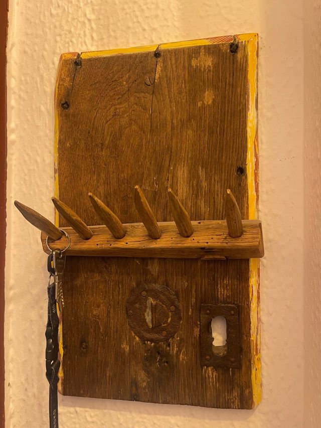Colgador de llaves rústico madera
