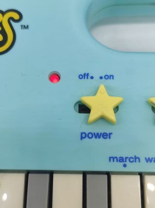 Teclado Casio EP-10 Muppet Babies