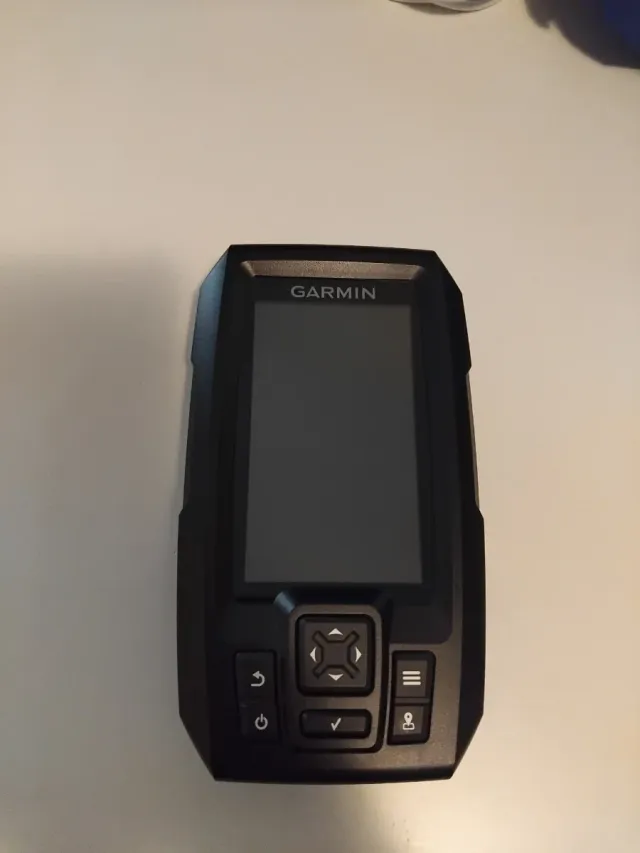 Sonda Garmin Striker Plus 4 + Transductor