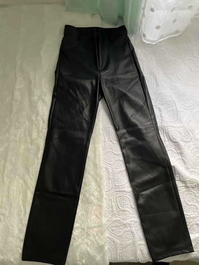 Pantalones de cuero negros