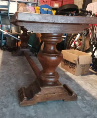 Tavolo in noce massello