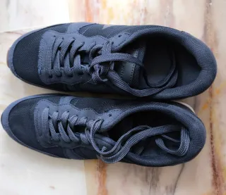 Zapatillas deportivas azul marino