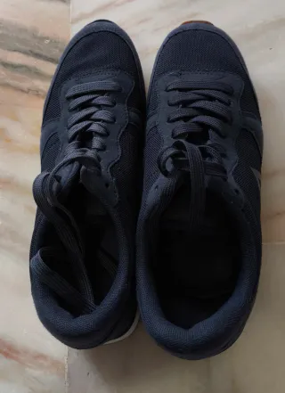 Zapatillas deportivas azul marino