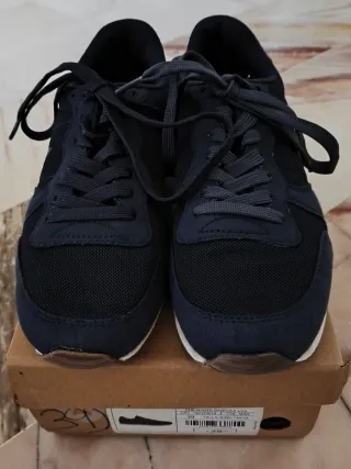 Zapatillas deportivas azul marino