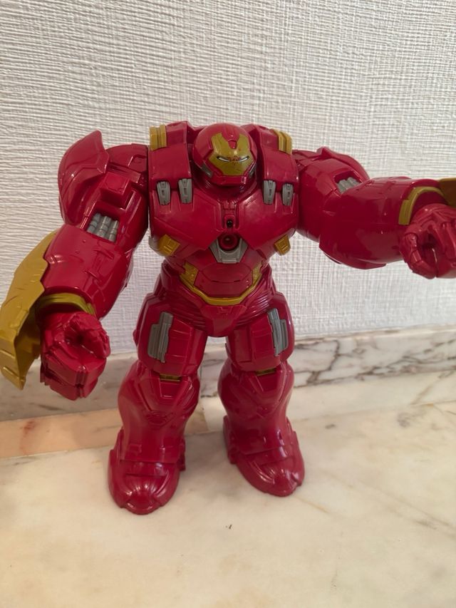 Figura Hulkbuster Iron Man