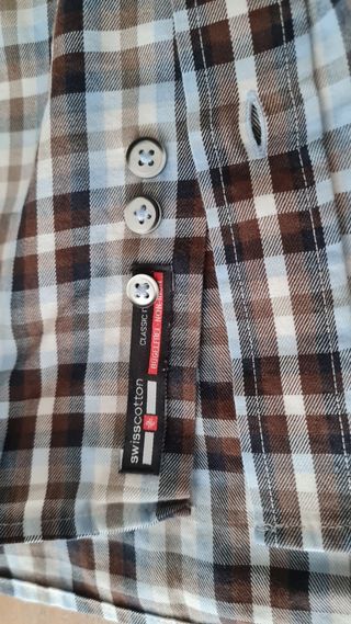 Camisa Eterna cuadros azul y marrón