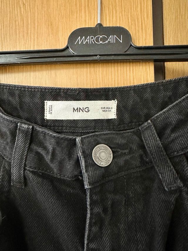 Falda jeans negra Mango Talla S