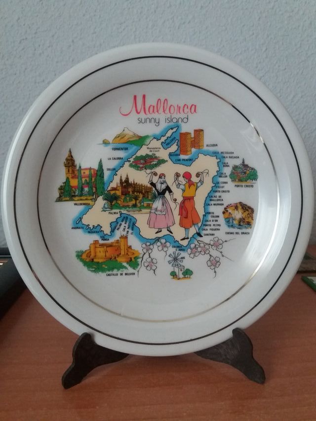 Plato souvenir Mallorca sunny island