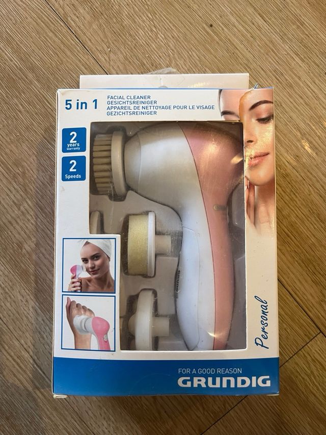 Limpiador Facial Grundig Rosa y Blanco