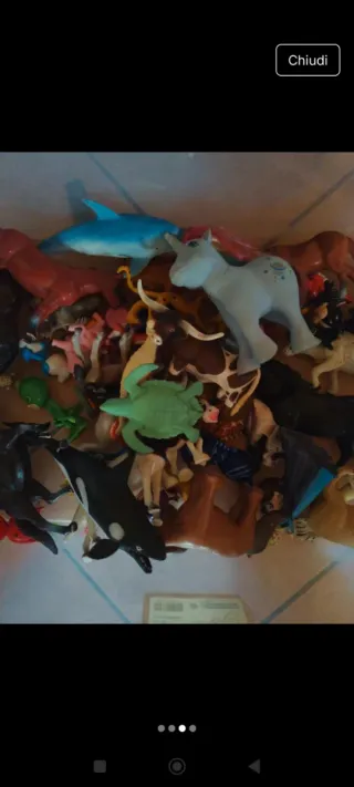 Animaletti giocattolo assortiti