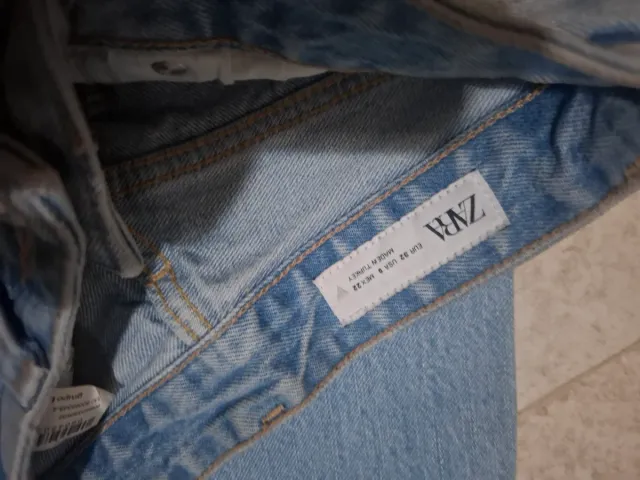 Vaqueros Zara Azul Claro