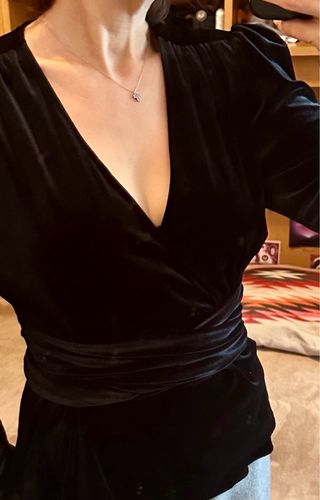 Blusa Zara Terciopelo Negro Talla M