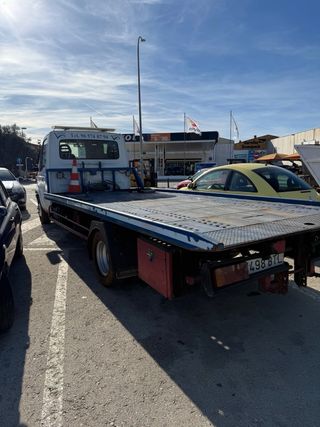 Iveco Grúas y Transportes