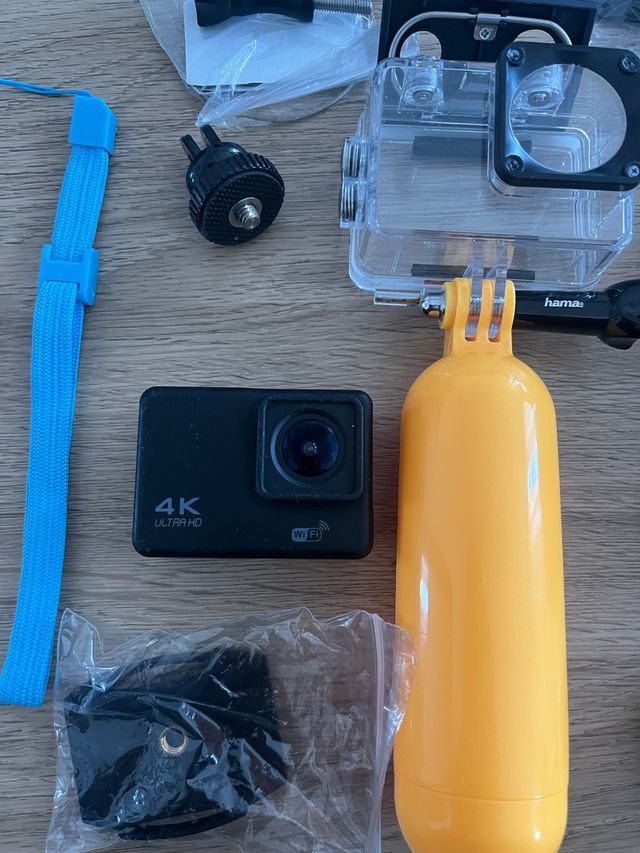 Cámara de Acción 4K GoPro + Accesorios